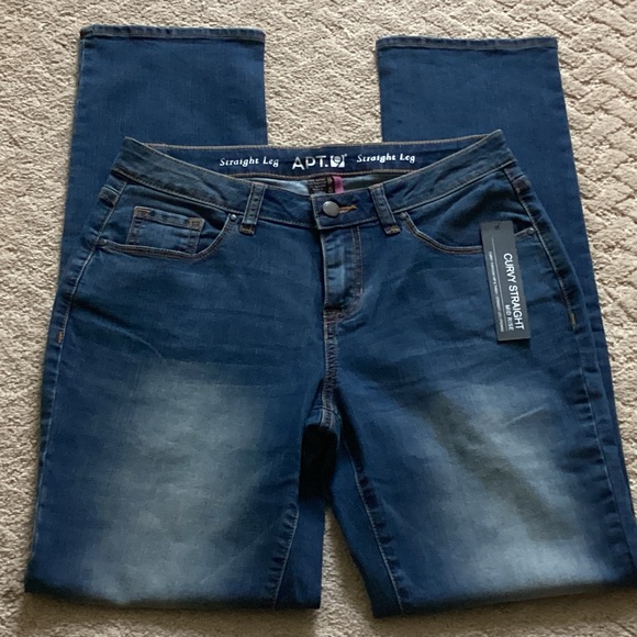 💚 NWT 💚 APT. 9 MAXWELL CURVY STRAIGHT MID RISE STRAIGHT LEG STRETCH JEAN… - Picture 1 of 7